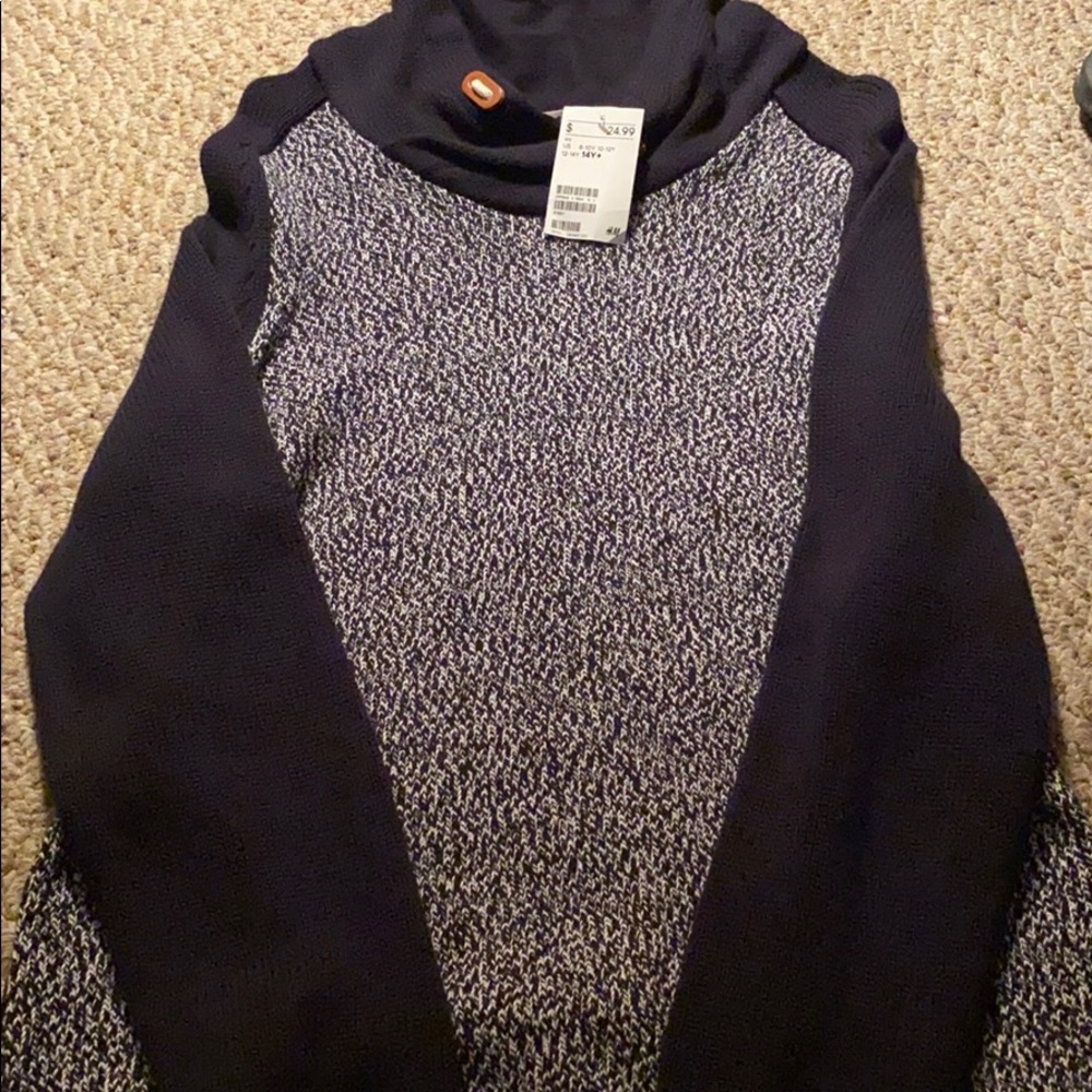 H&M sweater